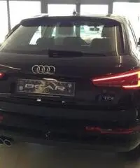 AUDI Q3 2.0 TDI 150 CV Sport +Navi +Xenon + AUDI Q3 2.0 TDI 150 CV Sport +Navi +Xenon +