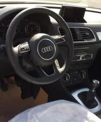 AUDI Q3 2.0 TDI 150 CV Sport +Navi +Xenon + AUDI Q3 2.0 TDI 150 CV Sport +Navi +Xenon +