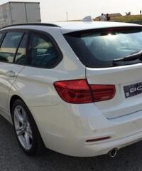 BMW 318 dA Touring +Navig +Autom +