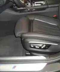 BMW 730 xDrive M Sport BMW 730 xDrive M Sport