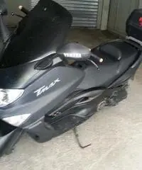 T_MAX 500 nero satinato e carbonio T_MAX 500 nero satinato e carbonio