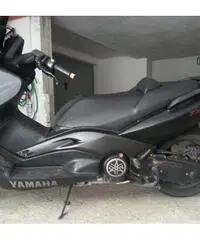 T_MAX 500 nero satinato e carbonio T_MAX 500 nero satinato e carbonio