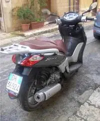 Vendo Scooter Yamaha X City 250
