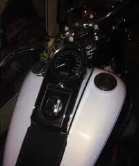 Harley davidson heritage softail deluxe