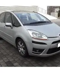 Citroën C4 Picasso 2.0 HDi 138 FAP CMP6 Exclusive Citroën C4 Picasso 2.0 HDi 138 FAP CMP6 Exclusive
