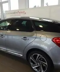 DS DS5 Diesel Bluehdi 180 Eat6 Sport Chic. DS DS5 Diesel Bluehdi 180 Eat6 Sport Chic.