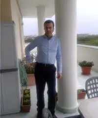 Cercasi donna per rapporto serio e duraturo Cercasi donna per rapporto serio e duraturo