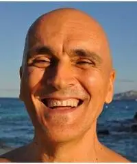 Cerco compagna amante della famiglia e dei bambini. Cerco compagna amante della famiglia e dei bambini.