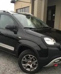 FIAT Panda Cross 1.3 MJT 95 CV S&S 4x4 FIAT Panda Cross 1.3 MJT 95 CV S&S 4x4