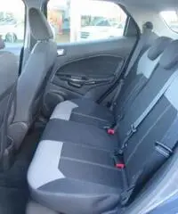 FORD EcoSport 1.0 EcoBoost 125 CV Plus FORD EcoSport 1.0 EcoBoost 125 CV Plus