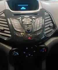 FORD EcoSport 1.5 TDCi 90 CV Titanium FORD EcoSport 1.5 TDCi 90 CV Titanium