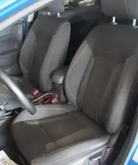 FORD Fiesta 1.4 5p. Bz.- GPL Titanium FORD Fiesta 1.4 5p. Bz.- GPL Titanium