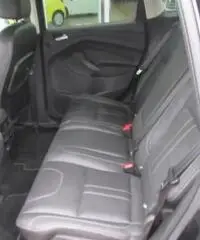 FORD Kuga 2.0 TDCI 140 CV 4WD Titanium FORD Kuga 2.0 TDCI 140 CV 4WD Titanium