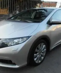 HONDA Civic 1.6 i-DTEC Lifestyle HONDA Civic 1.6 i-DTEC Lifestyle