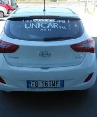 HYUNDAI i30 1.6 CRDi 5p. Classic