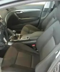 HYUNDAI i40 Wagon 1.7 CRDi 141 CV  Business HYUNDAI i40 Wagon 1.7 CRDi 141 CV  Business