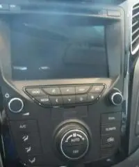 HYUNDAI i40 Wagon 1.7 CRDi 141 CV  Business HYUNDAI i40 Wagon 1.7 CRDi 141 CV  Business