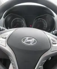 HYUNDAI iX20 1.4 CRDI 90 CV Classic HYUNDAI iX20 1.4 CRDI 90 CV Classic