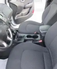 HYUNDAI iX35 2.0 CRDi 4WD Comfort HYUNDAI iX35 2.0 CRDi 4WD Comfort