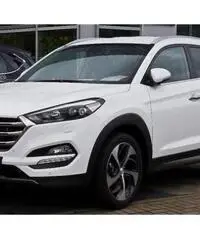 Hyundai Tucson 1.7 CRDi XPossible+tetto+cerchi 19+navi+pelle!!