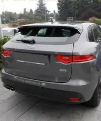 JAGUAR F-Pace 2.0d 180 CV AWD AUT. R-SPORT SOLO 3000 KM !!! JAGUAR F-Pace 2.0d 180 CV AWD AUT. R-SPORT SOLO 3000 KM !!!