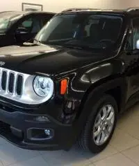 JEEP Renegade 1.6 Mjt Limited 120 cv-Navi 6,5 +Xenon+Smart key JEEP Renegade 1.6 Mjt Limited 120 cv-Navi 6,5 +Xenon+Smart key