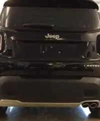 JEEP Renegade 1.6 Mjt Limited 120 cv-Navi 6,5 +Xenon+Smart key JEEP Renegade 1.6 Mjt Limited 120 cv-Navi 6,5 +Xenon+Smart key
