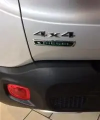 JEEP Renegade 2.0 Mjt 140CV 4WD  Limited JEEP Renegade 2.0 Mjt 140CV 4WD  Limited