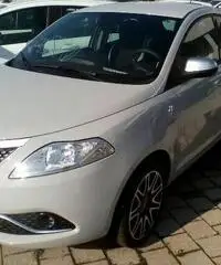 LANCIA Ypsilon 1.2 69 CV 5 porte Mya