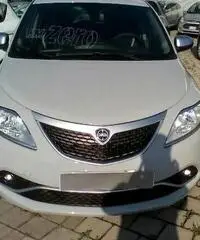 LANCIA Ypsilon 1.2 69 CV 5 porte Mya LANCIA Ypsilon 1.2 69 CV 5 porte Mya