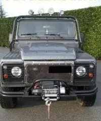 LAND ROVER Defender 90 2.4 TD4 Pick-up S