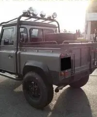 LAND ROVER Defender 90 2.4 TD4 Pick-up S