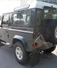 LAND ROVER Defender 90 2.2 TD4 Station Wagon SE  N1 LAND ROVER Defender 90 2.2 TD4 Station Wagon SE  N1