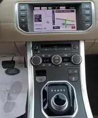 LAND ROVER Range Rover Evoque 2.2 TD4 5p. Pure Tech Pack KM 24000 AUTOMATICA LAND ROVER Range Rover Evoque 2.2 TD4 5p. Pure Tech Pack KM 24000 AUTOMATICA