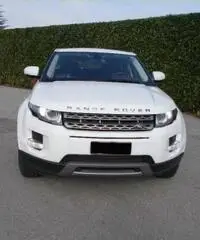 LAND ROVER Range Rover Evoque 2.2 TD4 5p. Pure