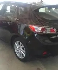 MAZDA 3 1.6 MZ-CD 115 CV 5p. Active MAZDA 3 1.6 MZ-CD 115 CV 5p. Active