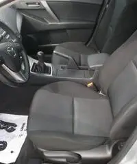 MAZDA 3 1.6 MZ-CD 115 CV 5p. Active MAZDA 3 1.6 MZ-CD 115 CV 5p. Active