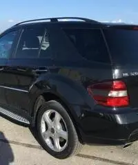 MERCEDES-BENZ ML 320 CDI Sport 4 MATIC MERCEDES-BENZ ML 320 CDI Sport 4 MATIC