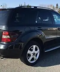 MERCEDES-BENZ ML 320 CDI Sport 4 MATIC MERCEDES-BENZ ML 320 CDI Sport 4 MATIC