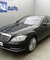 MERCEDES-BENZ S 350 CDI 4MATIC BLUEFF. AVANTGARDE CV235-No garanzia! MERCEDES-BENZ S 350 CDI 4MATIC BLUEFF. AVANTGARDE CV235-No garanzia!