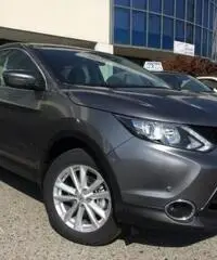 NISSAN Qashqai 1.6 dCi 2WD Connecta + Acenta + X-Tronic CVT +NAVI NISSAN Qashqai 1.6 dCi 2WD Connecta + Acenta + X-Tronic CVT +NAVI