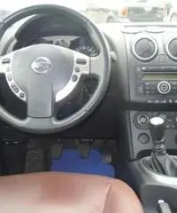 NISSAN Qashqai 2.0 dCi DPF 4WD Tekna NISSAN Qashqai 2.0 dCi DPF 4WD Tekna