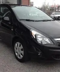 Opel Corsa 1.2 gpl tech 3p PARI AL NUOVO Opel Corsa 1.2 gpl tech 3p PARI AL NUOVO