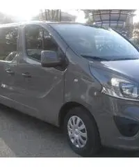 Opel Vivaro COMBI 9 POSTI L2-H1 1.6 CDTI 95cv Opel Vivaro COMBI 9 POSTI L2-H1 1.6 CDTI 95cv