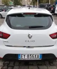 RENAULT Clio 1.2 75CV 5 porte GPL Live  KM 11000 -PARI AL NUOVO