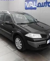 RENAULT Megane GRANTOUR LUXE 2.0i CV135-No garanzia!!