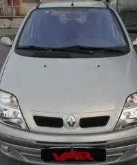 RENAULT Megane Scénic Evol. 1.6 16V cat Expression RENAULT Megane Scénic Evol. 1.6 16V cat Expression