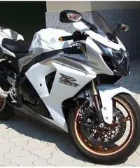 Suzuki gsxr 1000 k9 bianco grigio oro Suzuki gsxr 1000 k9 bianco grigio oro