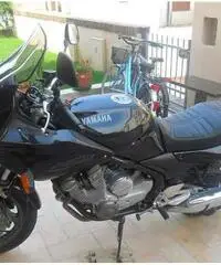 YAMAHA DIVERSION