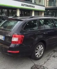 SKODA Octavia 1.6 TDI CR 105CV Wagon Ambition SKODA Octavia 1.6 TDI CR 105CV Wagon Ambition